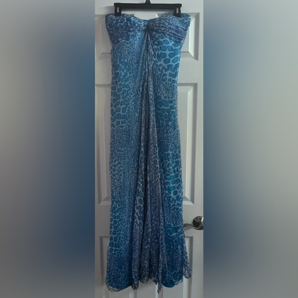 Laundry By Shelli Segal Dresses & Skirts - Laundry By Shelli Segal Blue Strapless Animal-Print Silk Gown Maxi Dress - 6